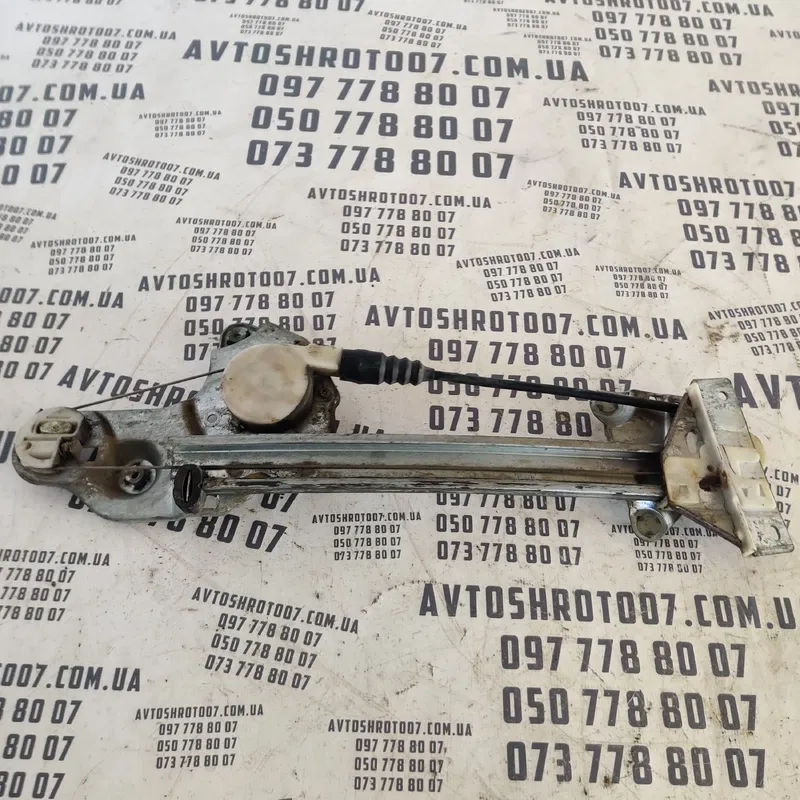 Склопідіймач Mazda Xedos 6 (92-99) передній лівий OEM 61364