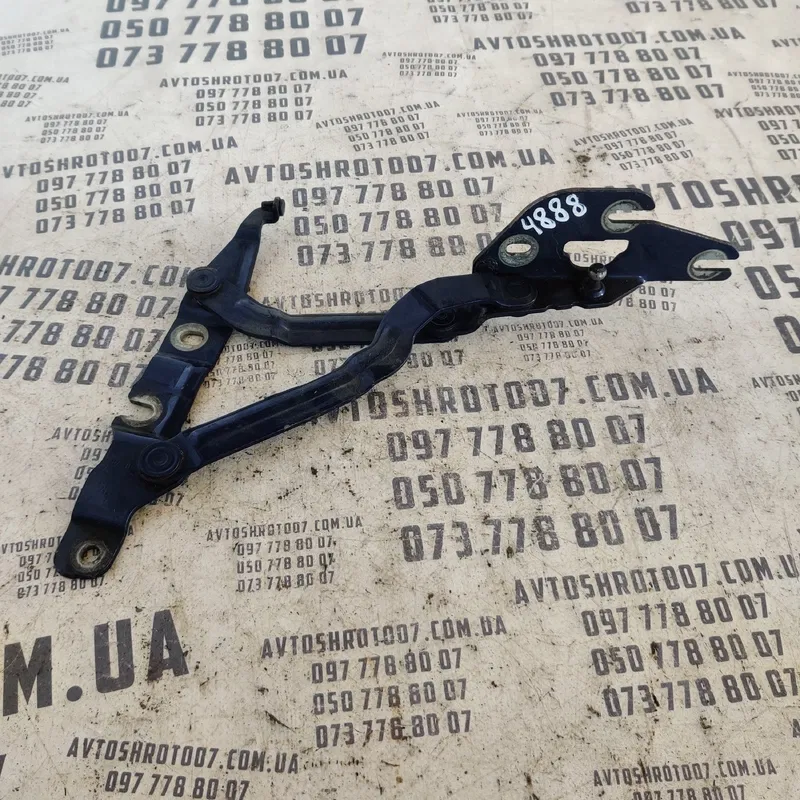 Завіса кришки багажника Audi A6 C5 (97-04) OEM 4b5827302e