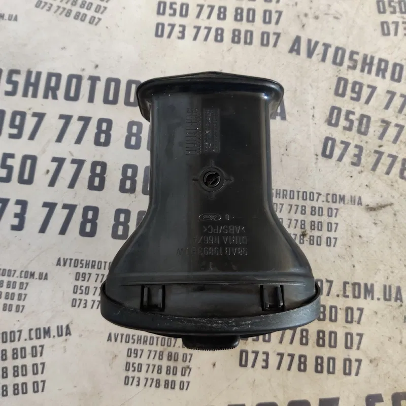 Дефлектор Ford Focus MK1 (98-04) лівий OEM 98ab19893bjw