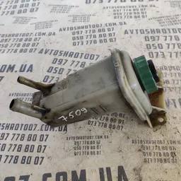 Бачок насосу ГУР Volkswagen Passat B5 8d0422373c