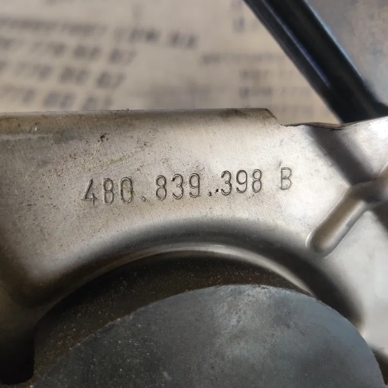 Склопідіймач Audi A6 C5 (97-05) задній правий OEM 4b0839398b