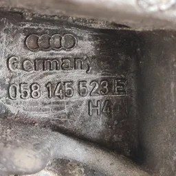 Кронштейн генератора VW Passat B5 (96-05) OEM 058145523e фото 5