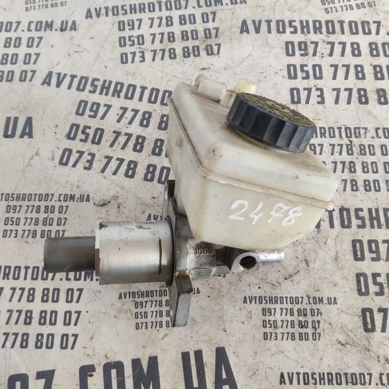 Головний гальмівний циліндр Mercedes W220 98-05 OEM 32662134