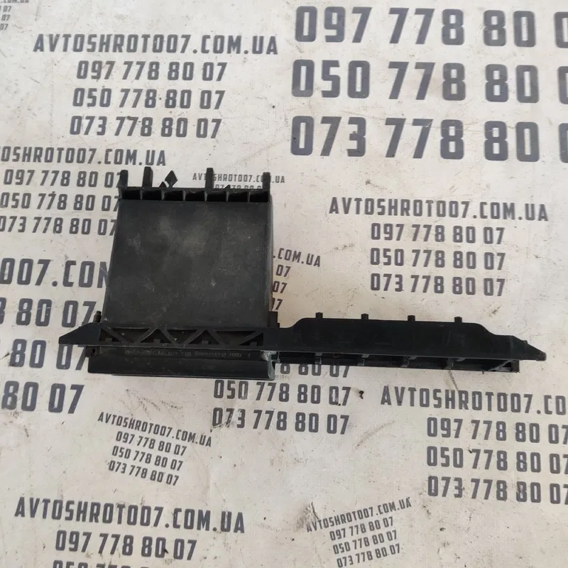 Накладка салону Audi A6 C4 (94-97) 4A0941561A