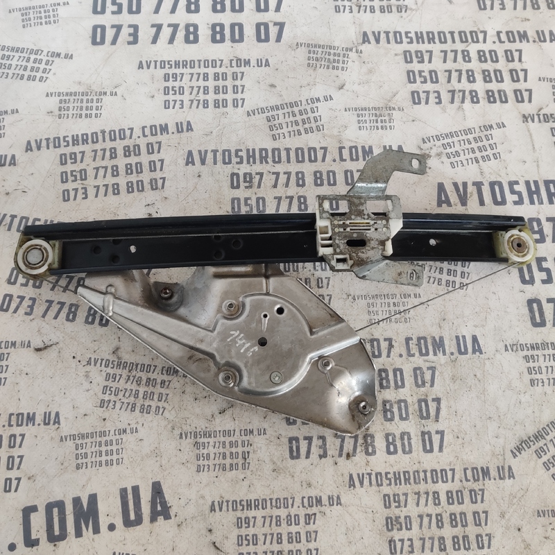 Склопідіймач Audi A6 C5 (97-05) задній правий OEM 4b0839398b