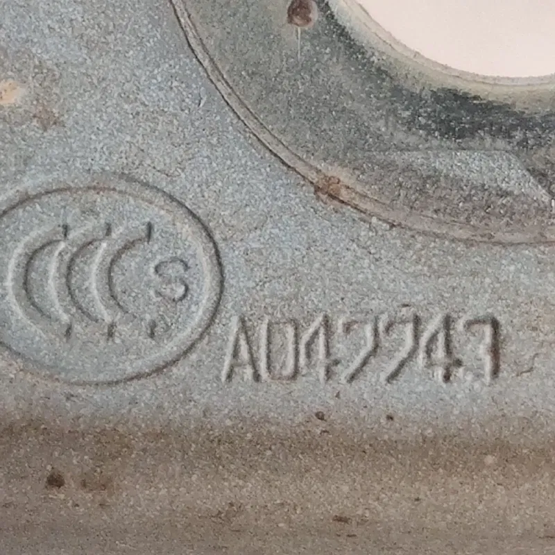 Завіса дверна Infiniti FX37 (08-13) пер.пр.верх. OEM a047747