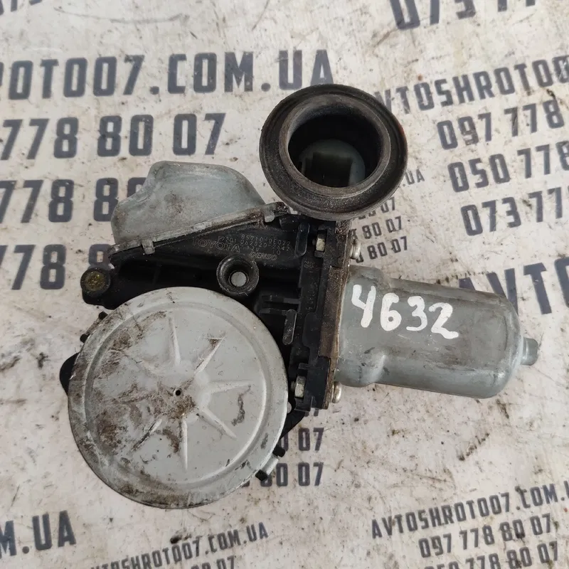 Мотор склопідіймача Lexus RX 350 (08-15) Пр.П. OEM 8,57E+27