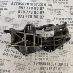 Кронштейн генератора VW Passat B5 (96-05) OEM 058145523e фото 2