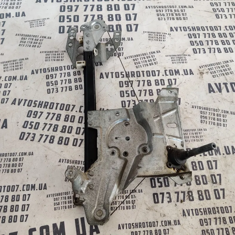 Склопідіймач Audi A4 B5 задній лівий OEM 8D0839399A