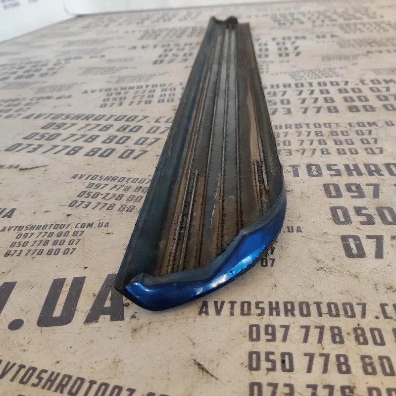 Накладка Skoda Superb 1 (01-08) задня ліва OEM 3u5854949b