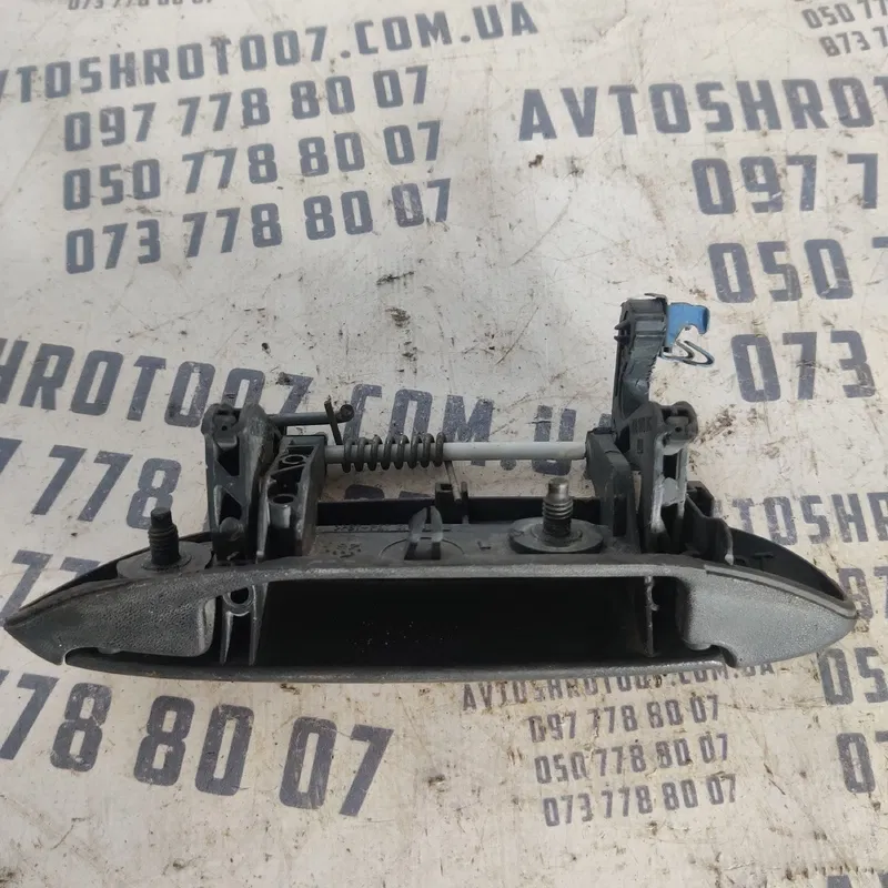 Ручка зовн. Renault Scenic 1 (96-03) перед. права 7700842848