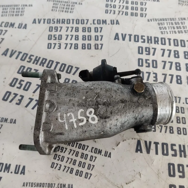Дросельна заслонка Audi A6 C5 (97-05) OEM 4b0145950c