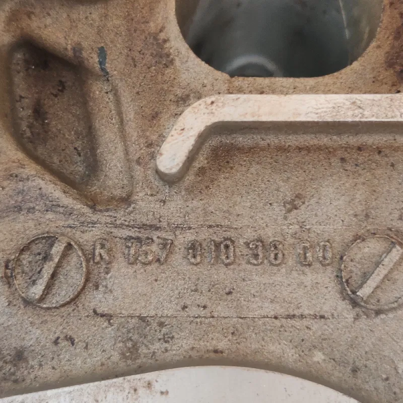 Блок двигуна Mercedes-Benz CLS w219 (04-10) OEM r1570103600