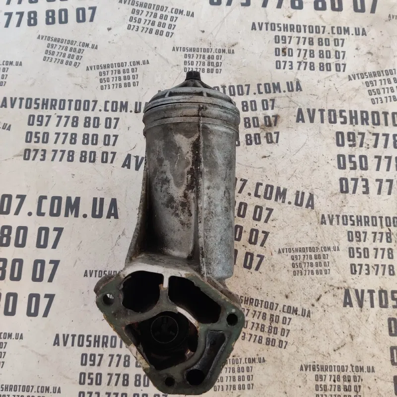 Корпус масляного фільтра Mercedes W210 (95-02) 1191800611
