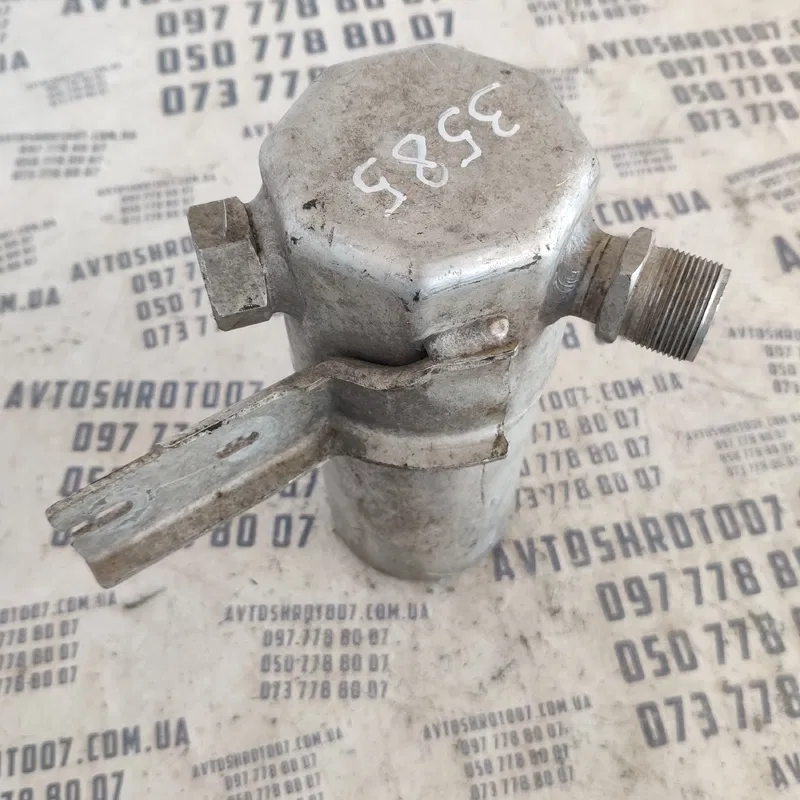 Осушувач кондиціонеру Audi A8 D2 (94-02) OEM 4D0820193A
