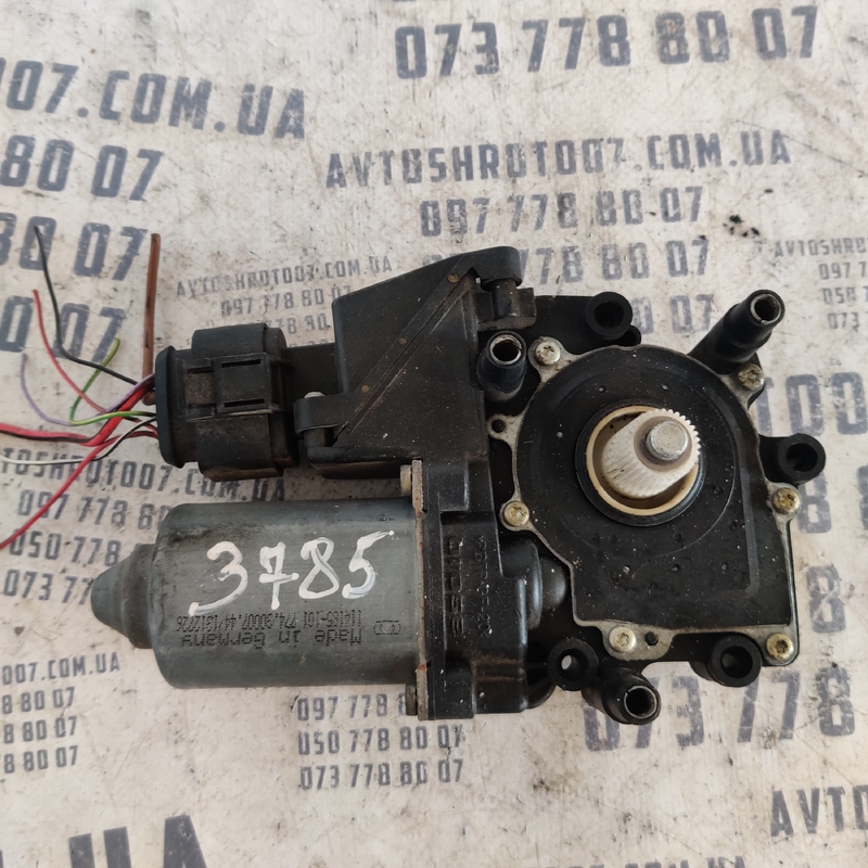 Мотор склопідіймача Audi A6 C5 (97-05) зад.пр. OEM 536001402