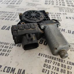 Мотор склопідіймача Ford Mustang 5 (05-14) лівий 997264102
