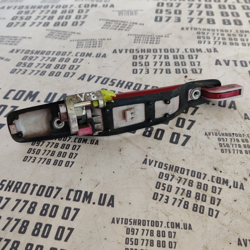 Ручка зовн. Mitsubishi Colt 5 95-03 зад. ліва OEM mr5261092 фото 2