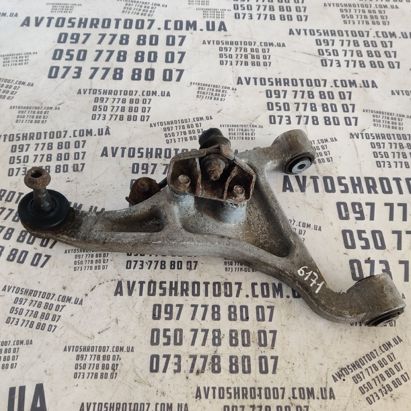 Ричаг Infiniti FX35 (03-08) зад. верх. правий OEM 55501CG200