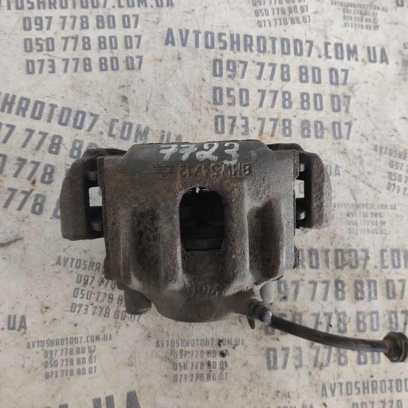 Супорт передній лівий BMW 320 E46 (98-05) OEM bmw54412