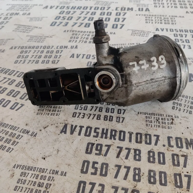 Корпус масляного фільтра BMW 316i E36 91-00 1.6 OEM 1727527