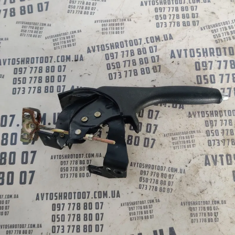 Ричаг ручного тормозу Geely MK (06-16) 1.5 бенз OEM 576057