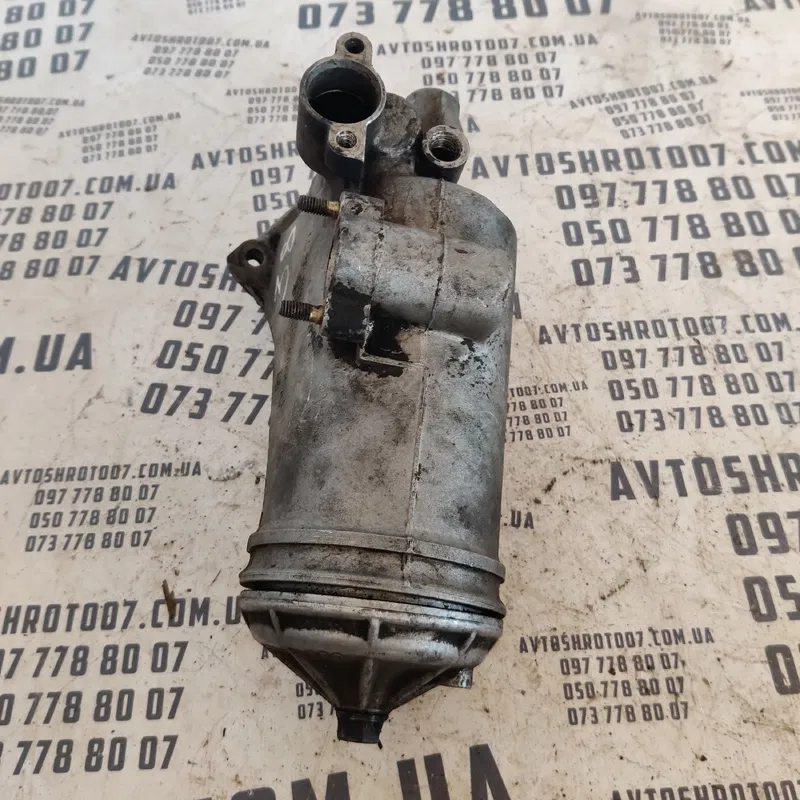 Корпус масляного фільтра Mercedes W210 (95-02) 1191800611