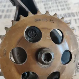 Масляний насос Skoda Octavia Tour (96-10) OEM 06a115105 фото 4