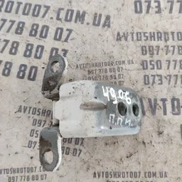 Завіса Infiniti FX 37 (08-13) перед. права нижня OEM a049747