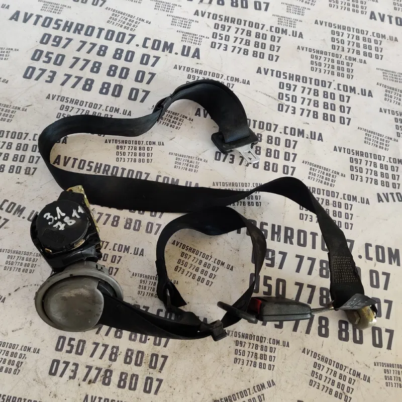 Ремінь безпеки Audi A4 B5 (94-01) задня права OEM 4a5857709j