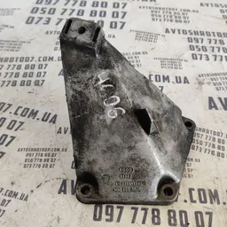 Кронштейн подушки двигуна Audi A4 B5 (94-01) ліва 4B0199307C
