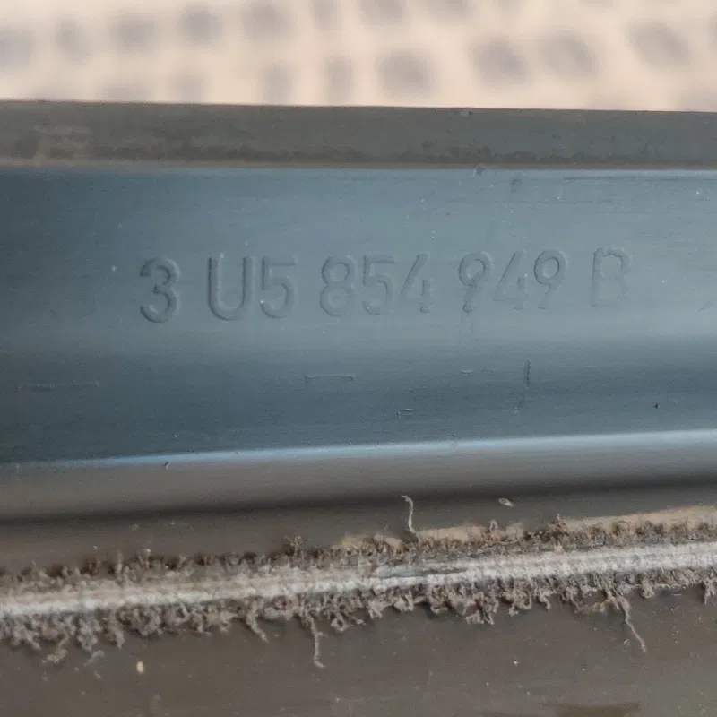 Накладка Skoda Superb 1 (01-08) задня ліва OEM 3u5854949b