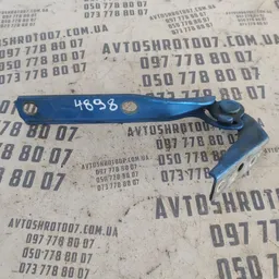 Петля капоту Audi A4 B5 (94-01) права OEM 8D0823302B