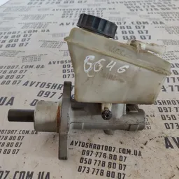 Головний тормозний циліндр BMW 320 E46 OEM 3350884451