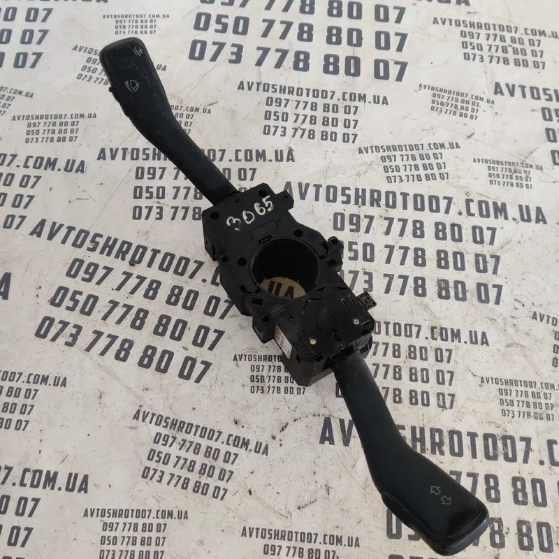 Перемикач підрульовий VW Passat B5 (96-05) OEM 8L0953513