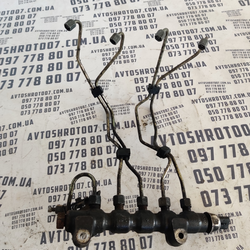 Паливна рейка Mazda 3 BK (03-09) OEM 9654592680 фото 2