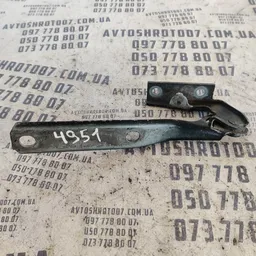 Петля капоту Audi A4 B5 (94-01) Права OEM 8d0823302b