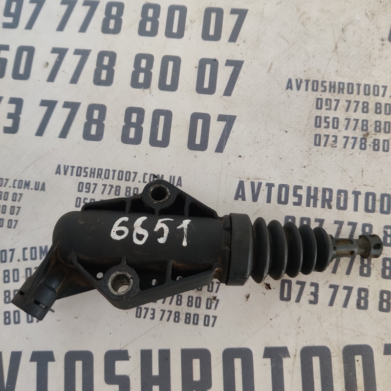 Циліндр зчеплення Fiat Doblo OEM 55196190