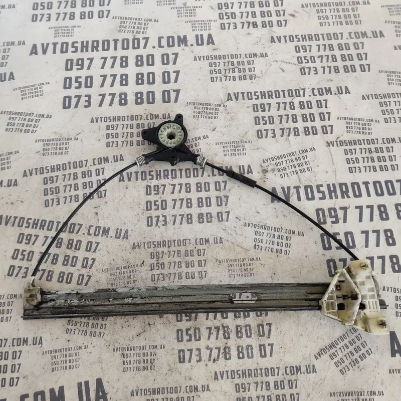 Склопідіймач Mazda 3 BK (03-09) передній лівий