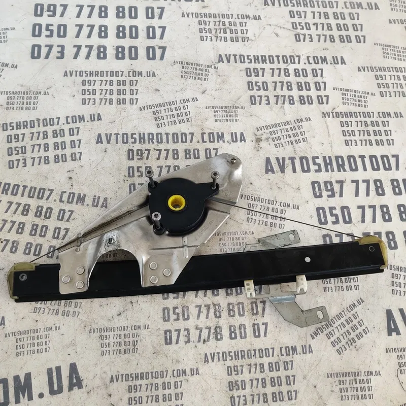 Склопідіймач Audi A6 C5 (97-05) задній правий OEM 4b0839398b