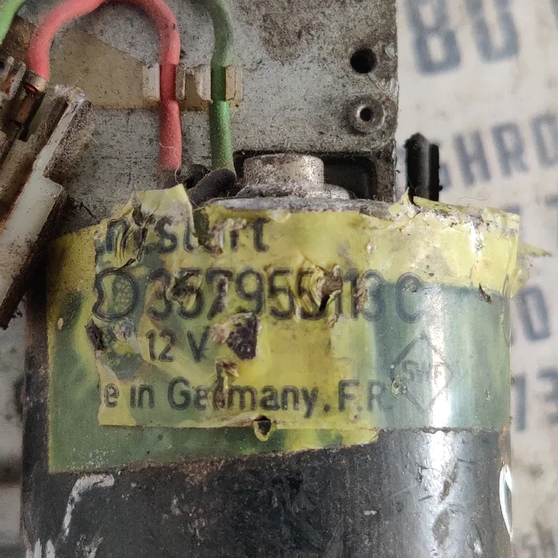 Трапеція склоочисників VW Passat B3 (88-93) OEM 357955113c