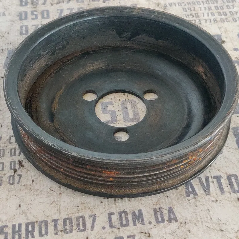Шків помпи Volkswagen Polo 03D121028B