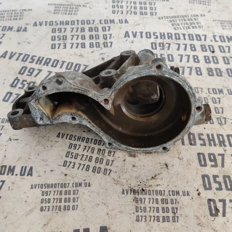 Корпус термостата Audi A4 B5 (94-01) OEM b050121013