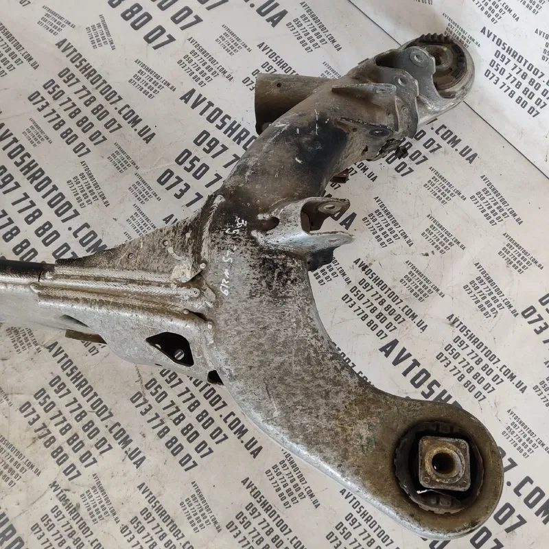 Підрамник Mercedes CLS w219 (04-10) задній OEM 14372192200
