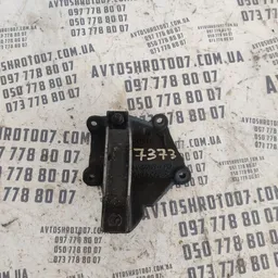 Кронштейн двигуна Ford Transit правий OEM ys4w3k305ad фото 1
