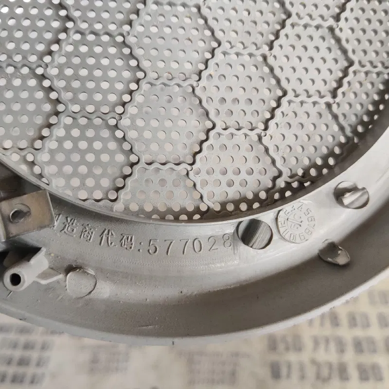 Дверна накладка Geely MK (06-16) 1.5 Бенз OEM 1805329 577028
