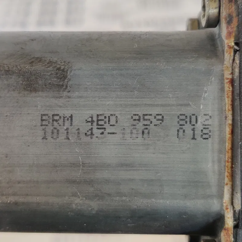 Мотор склопідіймача Audi A6 C5 (97-05) зад.пр. OEM 536001402