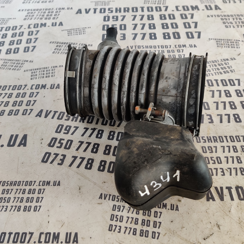 Патрубок повітряний Lexus RX 350 OEM 178930p060 178810p080