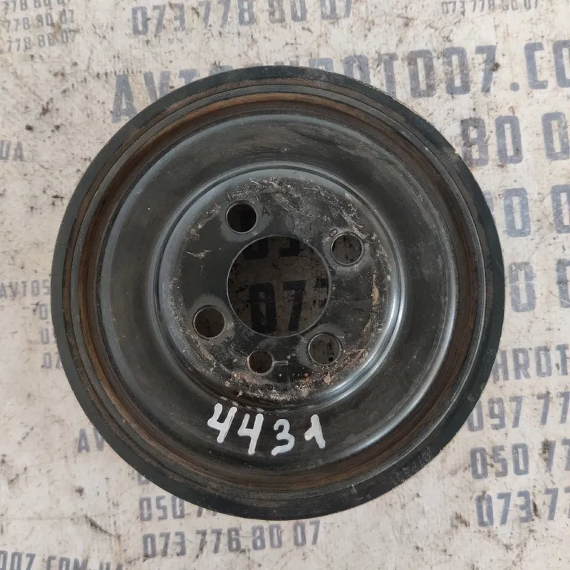 Шків коленвалу Volkswagen Jetta (10-18) OEM 038105243m