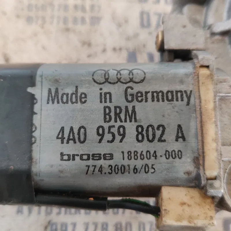 Мотор склопідіймача Audi A6 C4 94-97 задня права 4a0959802a